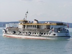 p7045376
