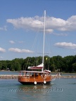 p7045321