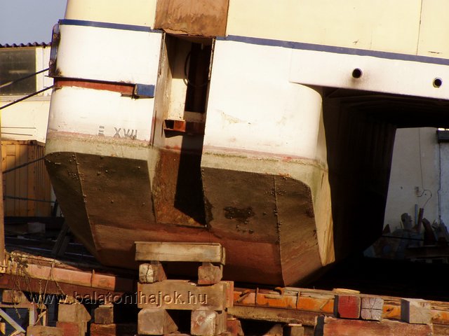 pb050902.jpg