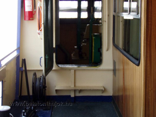 p7203645c.jpg