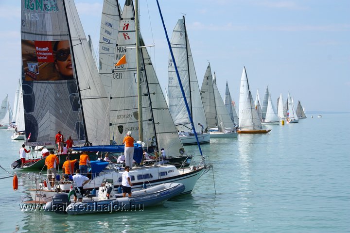 img12044.jpg