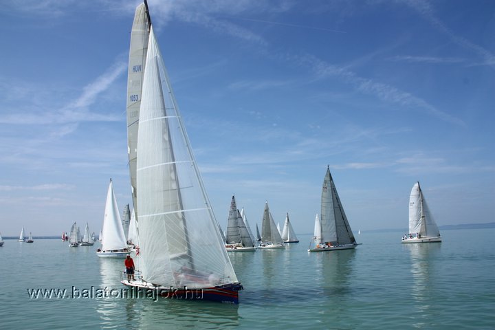 img12069.jpg