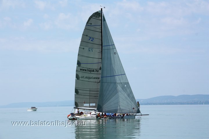img12409.jpg