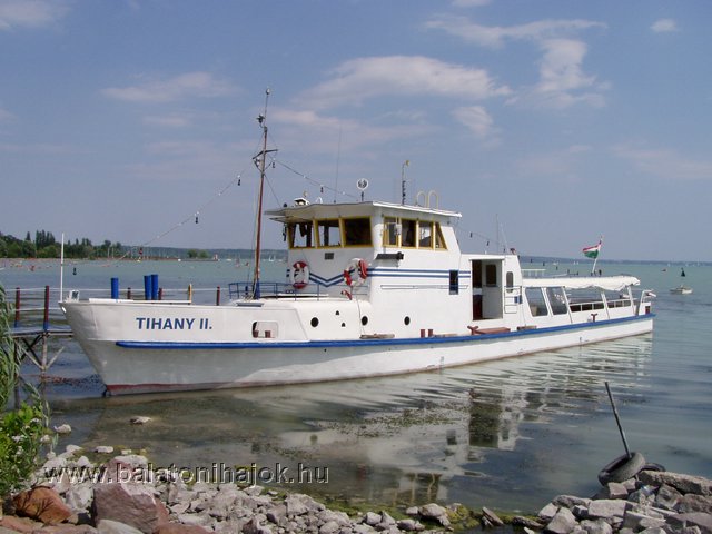 TIHANY II motoros személyhajó